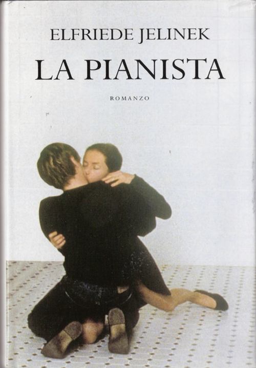 copertina romanzo noir la pianista