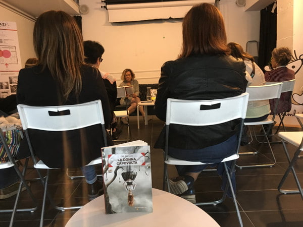 presentazione del romanzo la donna capovolta