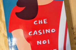 “Che casino noi donne”- Elly Bennet