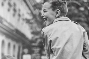 “Quello che serve di notte” – Lauren Petitmangin