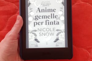 “Anime gemelle per finta” – Nicole Snow