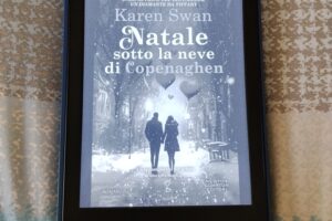 <strong>“Natale sotto la neve di Copenaghen” – Karen Swan</strong>