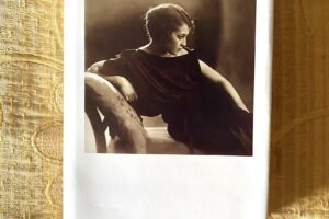 “Silenzio – Le sette vite di Diana Karenne” – Melania G. Mazzucco